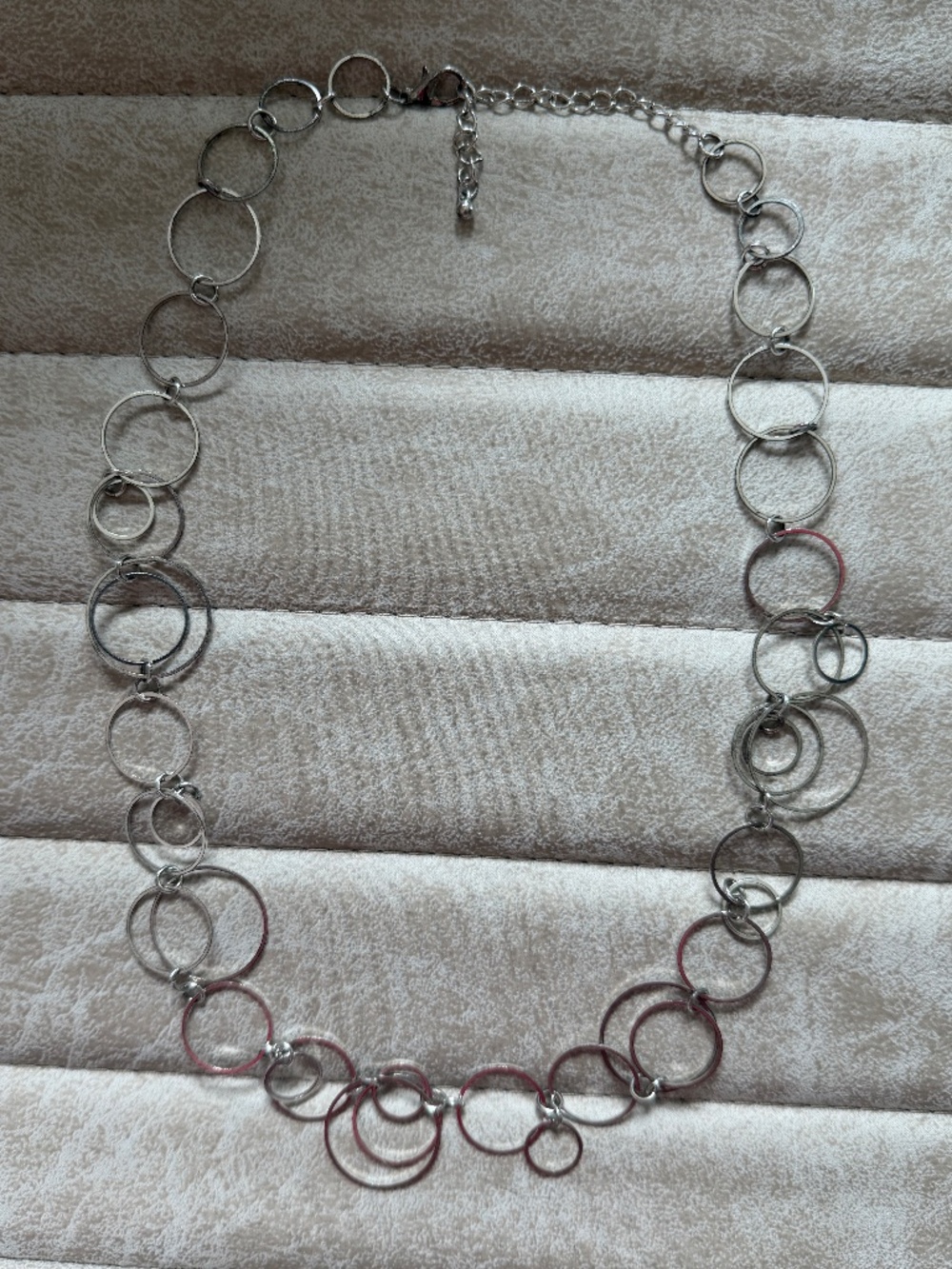 Silvertone Interlocking Circle Link Statement Necklace Multi Ring Bib Chain